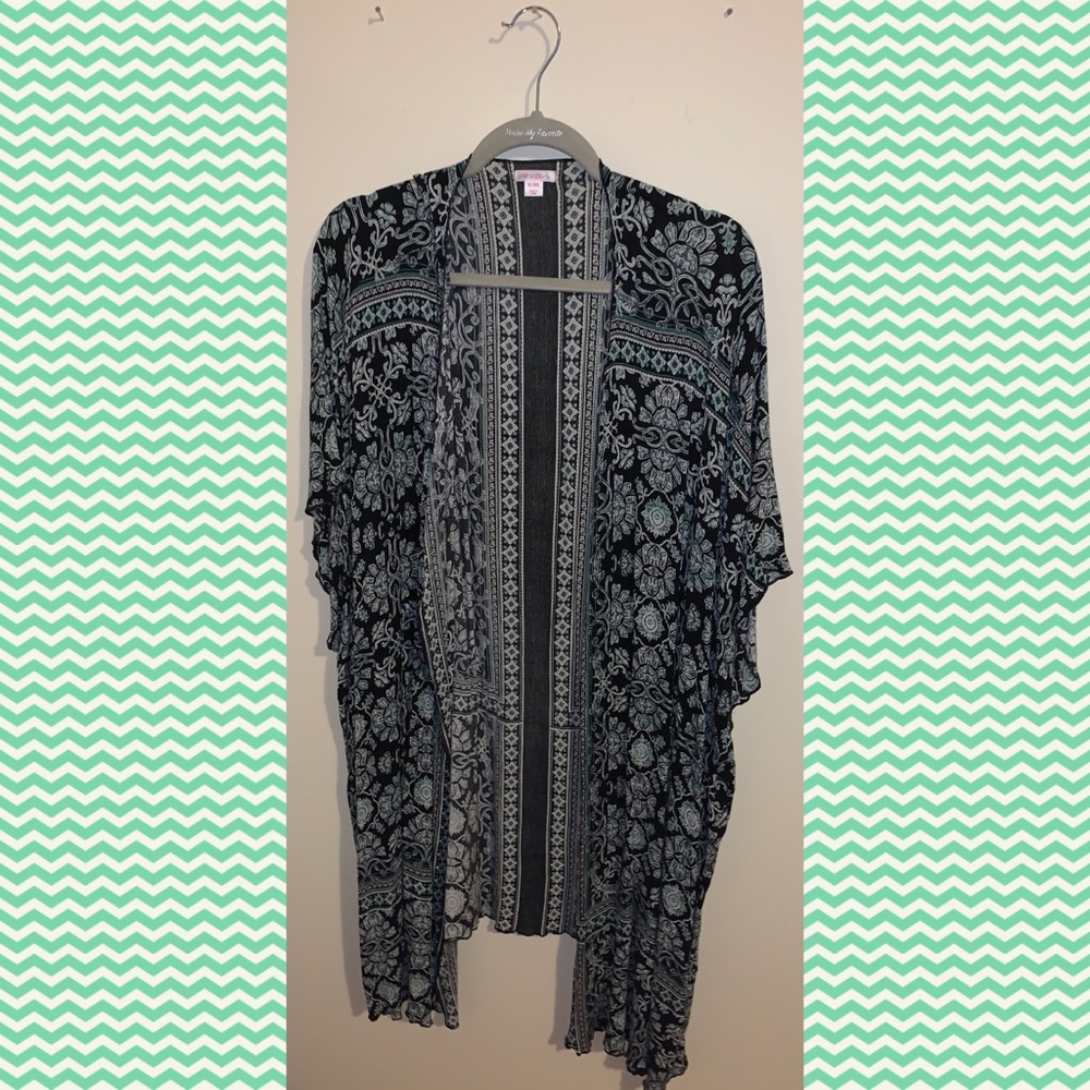 Xhilaration Kimono